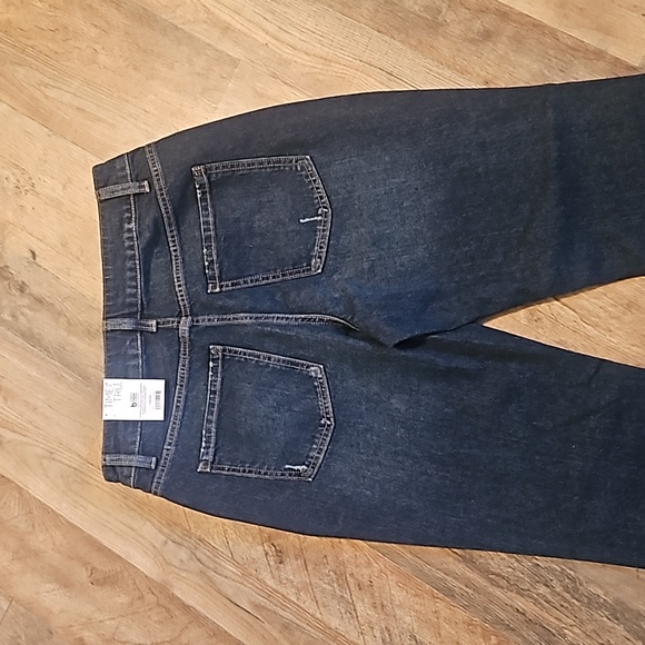 👖TIME AND TRU CROPPED JEANS👖 - Picture 6 of 9